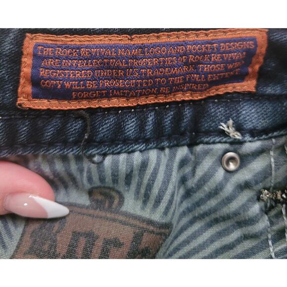 Rock Revival Women’s 28 Jacklyn Dark Wash Hemmed Cut Off Jean Shorts EUC - Picture 7 of 10